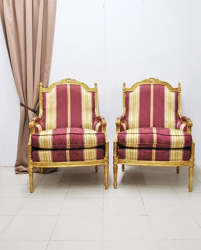 Sillones Luis XVI oro