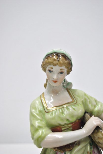 Figura dama lavandera - Imagen 3