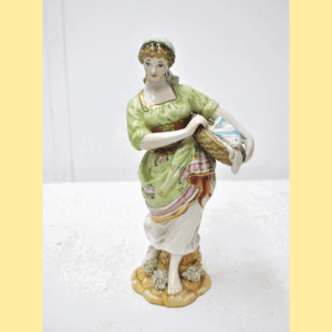 Figura dama lavandera