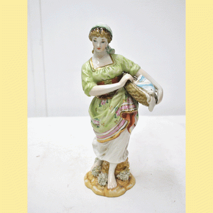 Figura dama lavandera