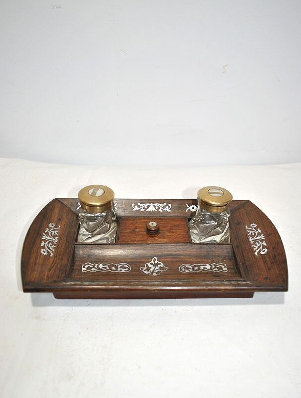 Escribania madera y nácar