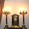 Reloj y candelabros bronce - Imagen 10