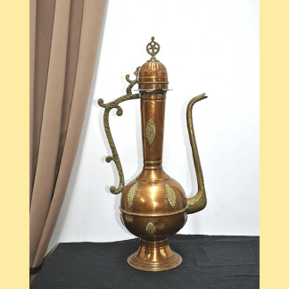 Tetera de cobre y latón
