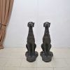Pareja galgos de piedra