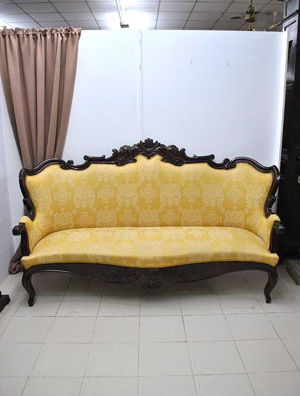 Sofá Isabelino tallado
