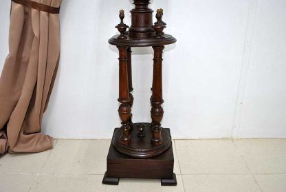 Pedestal de madera - Imagen 4