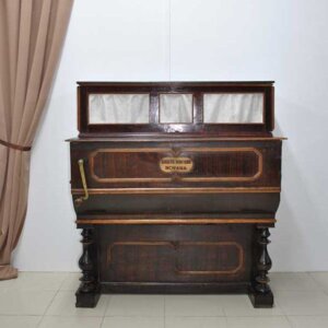 Organillo antiguo madera