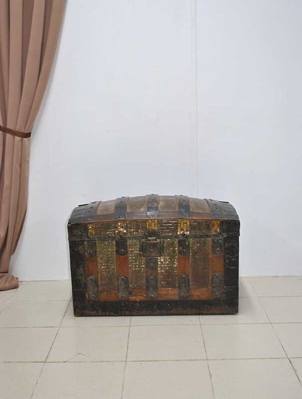 Baúl antiguo madera