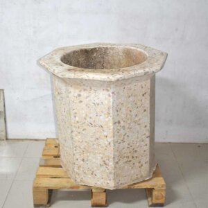 Brocal de piedra