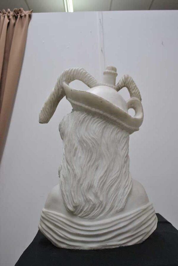 Busto escultura de mujer - Imagen 10