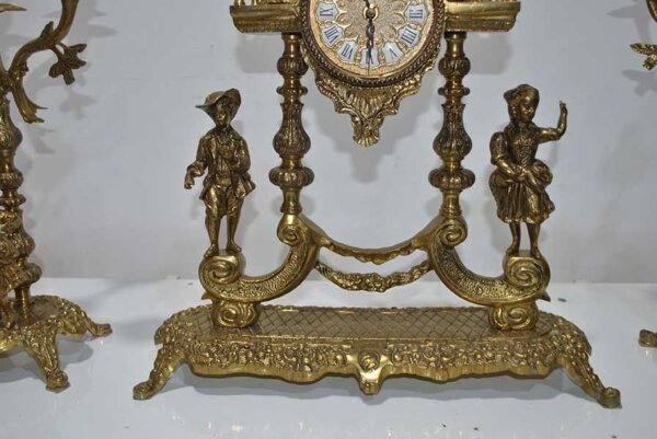 Reloj y candelabros bronce - Imagen 5