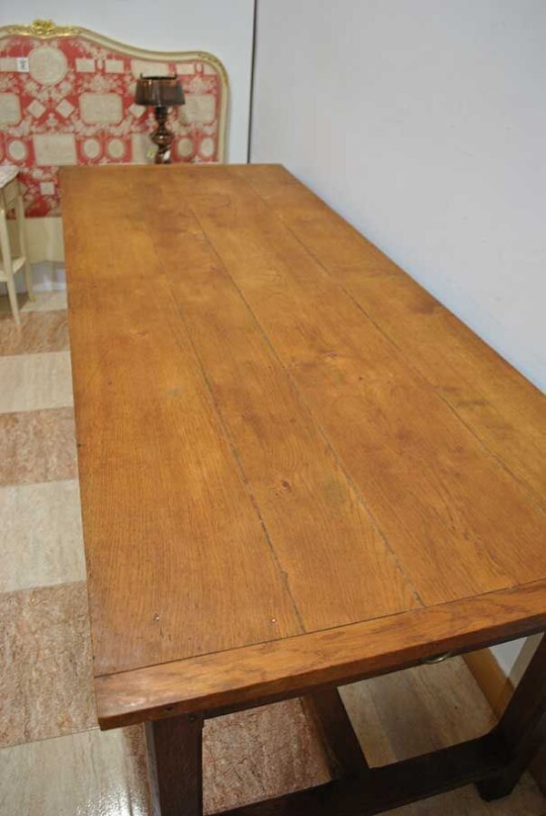 Mesa rústica de roble - Imagen 4