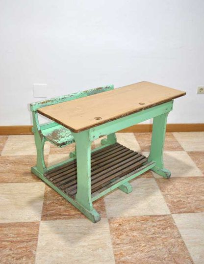 Pupitre escolar antiguo