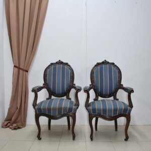 Sillones Isabelinos nogal