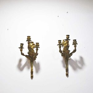 Apliques Isabelinos de bronce
