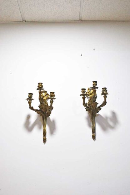 Apliques Isabelinos de bronce