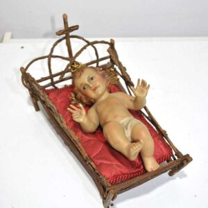 Niño Jesús cuna madera