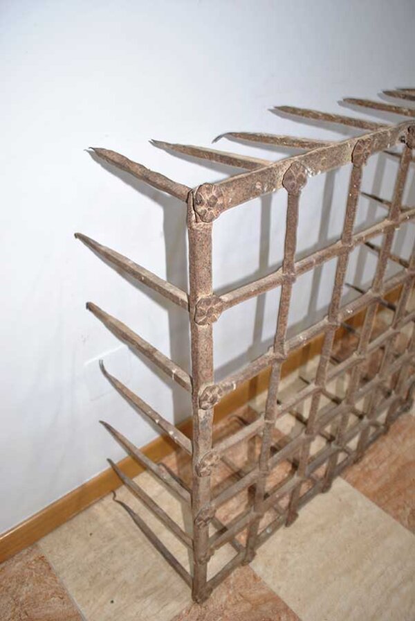Reja antigua de hierro - Imagen 4