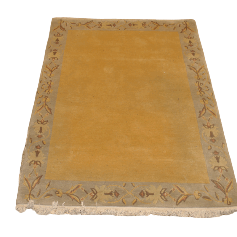 Alfombra mostaza 140 x 200