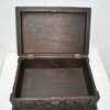 Caja o arca tallada - Imagen 5