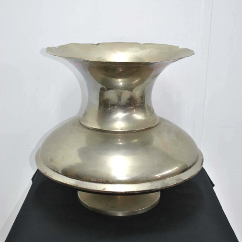 Salivadera o escupidera metal