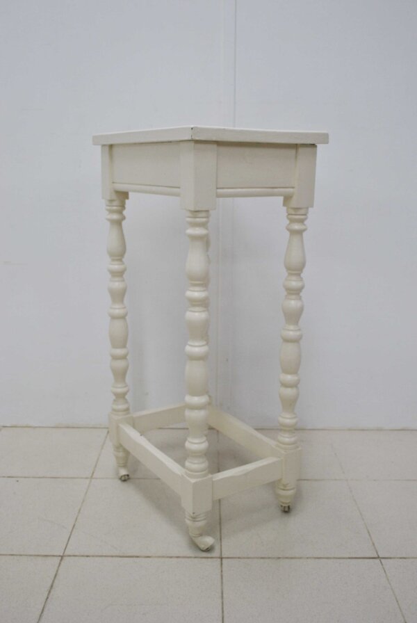 Mesita blanca Alfonsina - Imagen 2