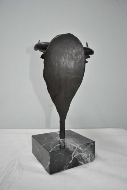 Escultura cabeza toro - Imagen 8