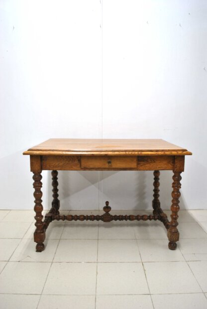 Mesa o escritorio de roble