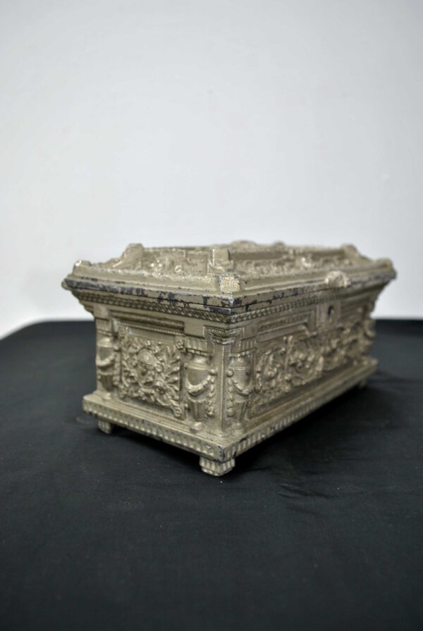 Caja o joyero renacentista - Imagen 5