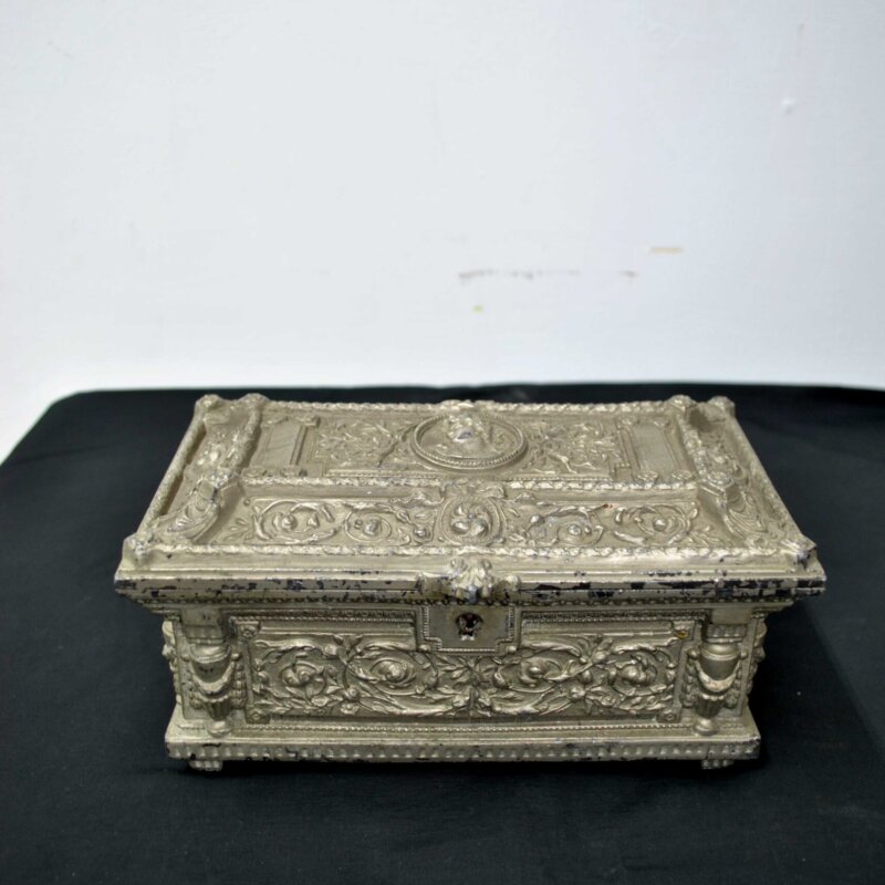 Caja o joyero renacentista