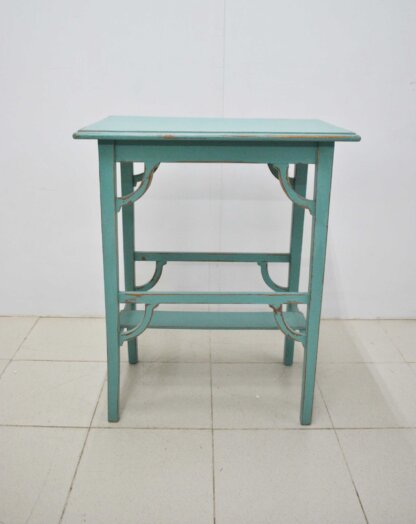 Mesa pintada verde agua