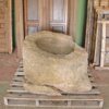 Pila o brocal de piedra