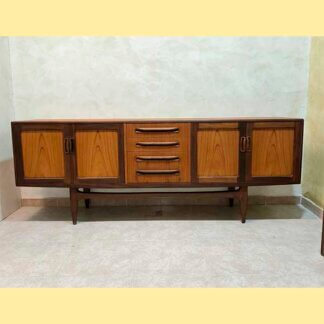 Aparador madera vintage