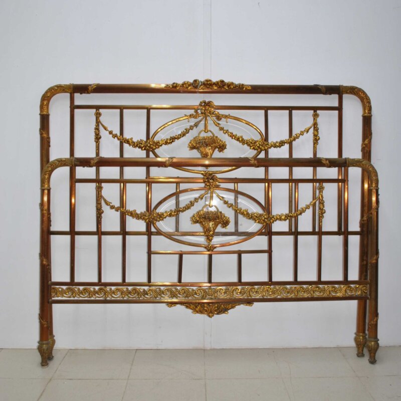 Cama Isabelina de bronce