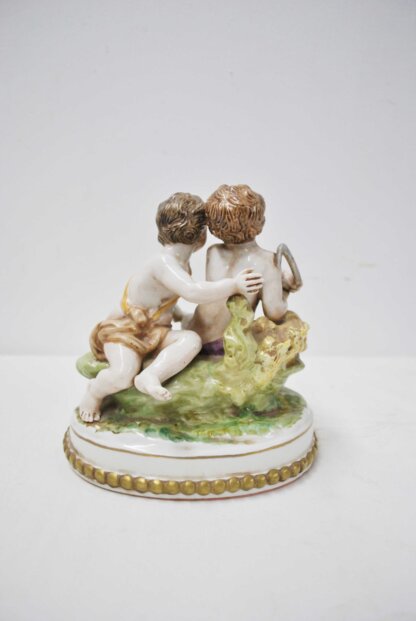 Figura pareja de niños - Imagen 4