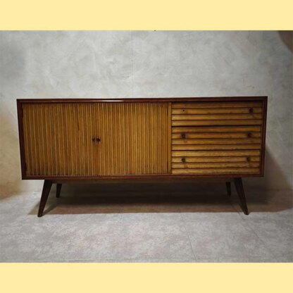 Aparador vintage de madera