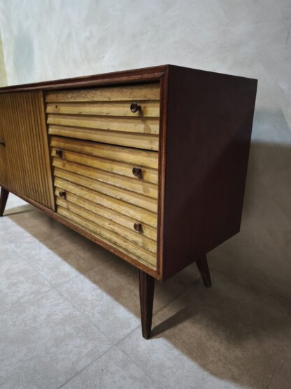 Aparador vintage de madera - Imagen 2
