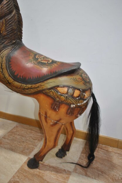 Gran caballo de madera - Imagen 8
