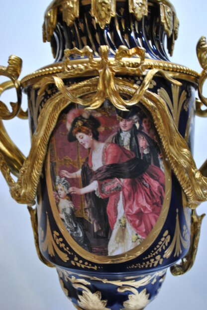Columnas con jarrones - Imagen 14