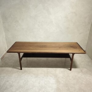 Mesa baja de café vintage