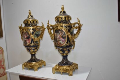 Columnas con jarrones - Imagen 3