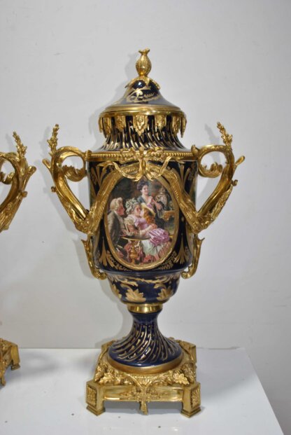 Columnas con jarrones - Imagen 5