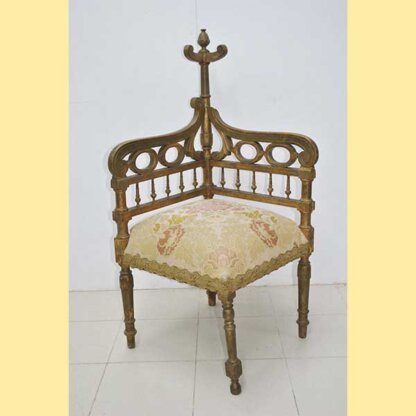 Silla esquinera estilo Gótico
