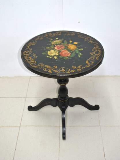 Mesa ebonizada flores pintadas