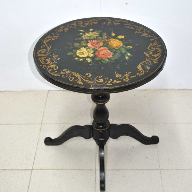 Mesa ebonizada flores pintadas