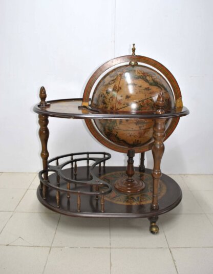 Mueble bar globo terráqueo