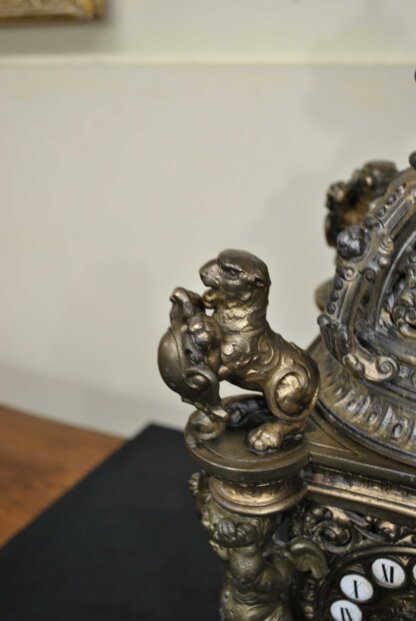 Reloj de bronce cincelado - Imagen 3