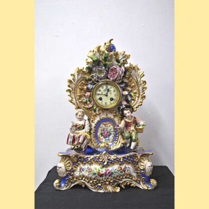 Reloj rococó porcelana