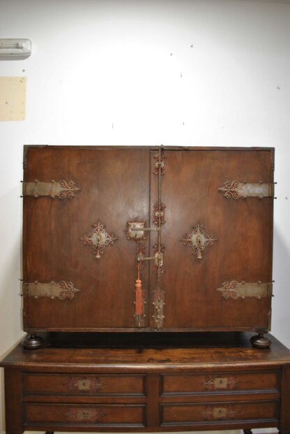 Bargueño antiguo herrajes - Imagen 3
