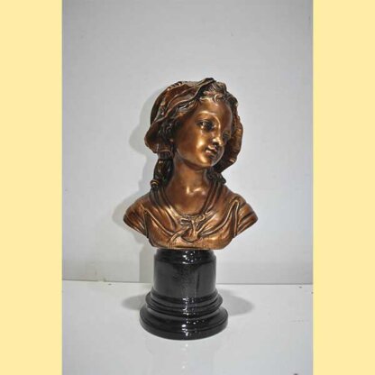 Busto niña resina acabado bronce